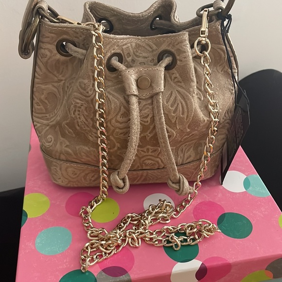 Valentina Fiore Bucket Bag - Picture 10 of 12